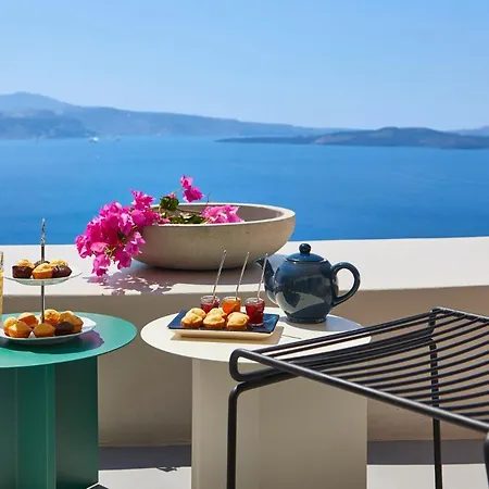 Elegant Santorini House 3 Bedroom Villa Caldera View-Outdoor Hot Tub Oia